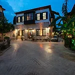 Hotel Cedrus