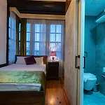 Cedrus Hotel 3*